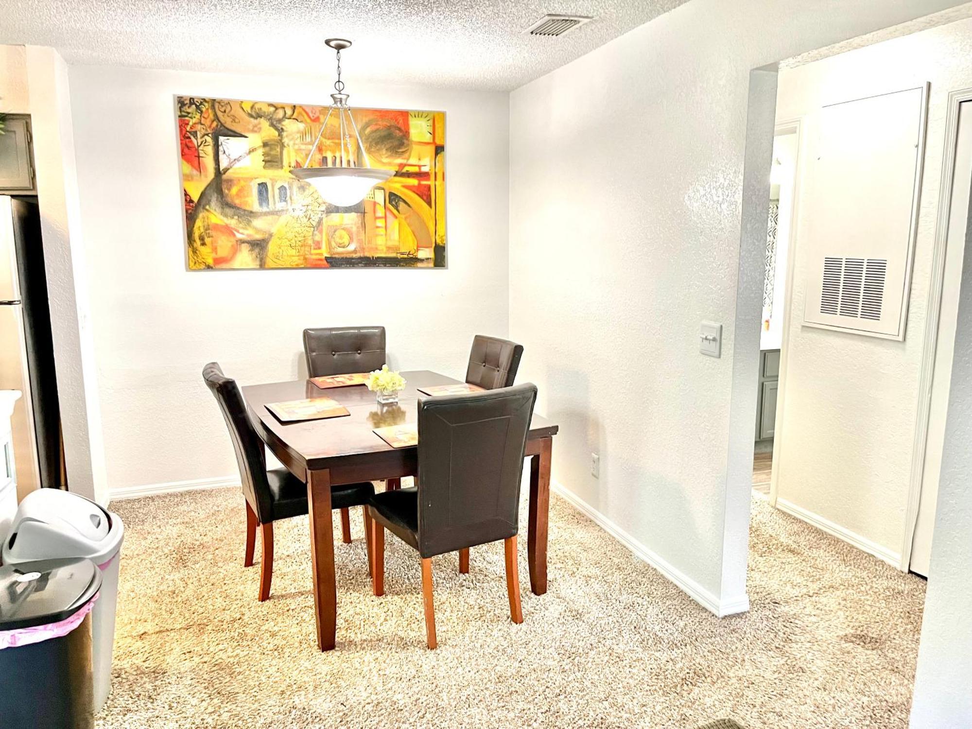 Daytona 2 Bed Apartment 10 Minutes To Beach With Balcony Port Orange Bagian luar foto