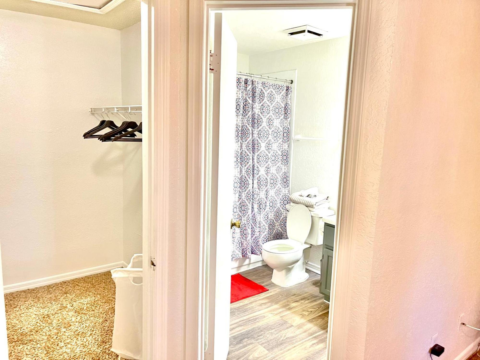 Daytona 2 Bed Apartment 10 Minutes To Beach With Balcony Port Orange Bagian luar foto