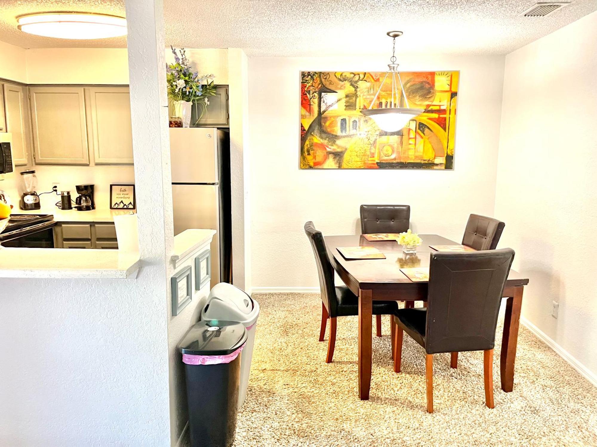 Daytona 2 Bed Apartment 10 Minutes To Beach With Balcony Port Orange Bagian luar foto